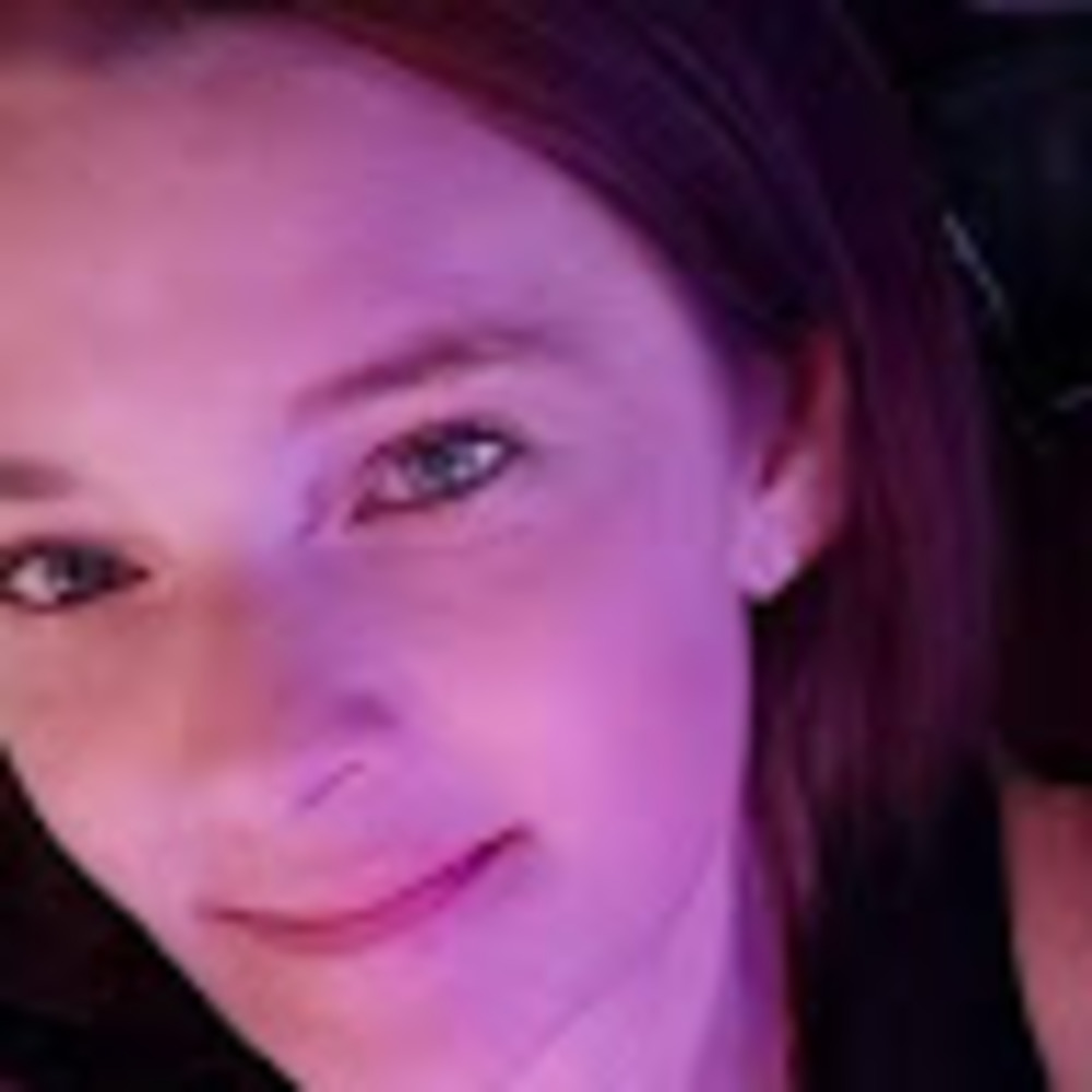 Meet your Posher, Charissa